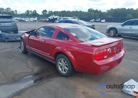 2009 Ford Mustang z USA, uszkodzony, nr VIN 1ZVHT80N195114641